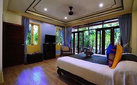 Rabbit Hotel Pattaya